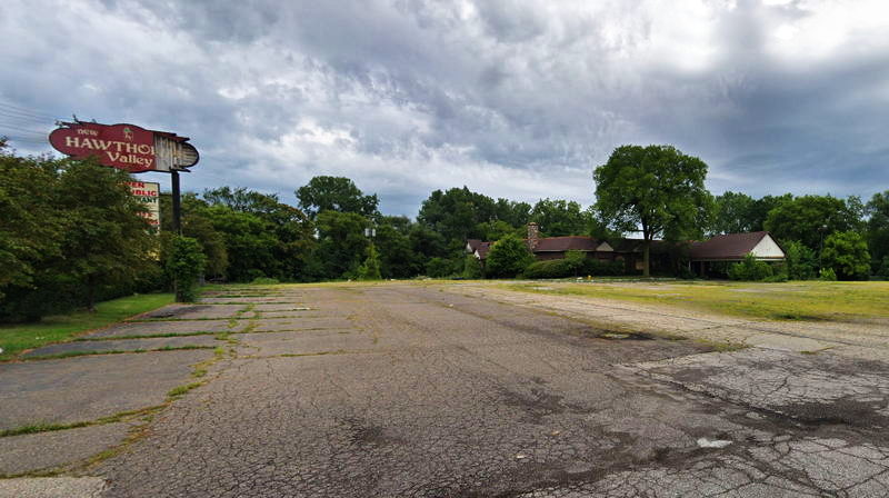 New Hawthorne Valley Country Club (Hawthorne Valley Golf Course) - Street View (newer photo)